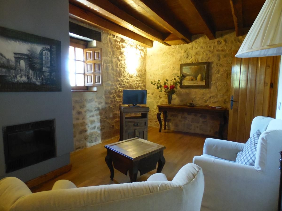 Posada Torre Palacio La Taxuela Villanueva la Lastra Eksteriør bilde